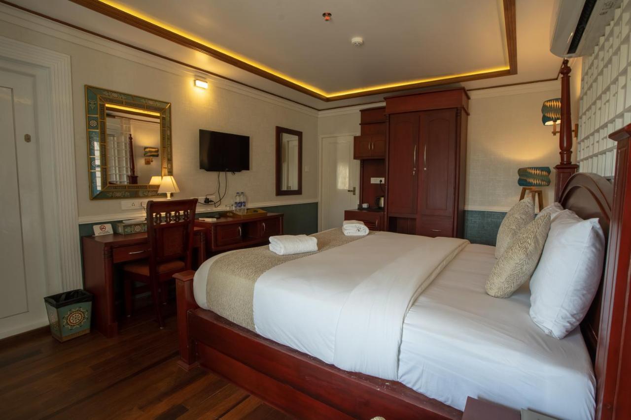 State Beach Resort And Spa 坎努尔 外观 照片
