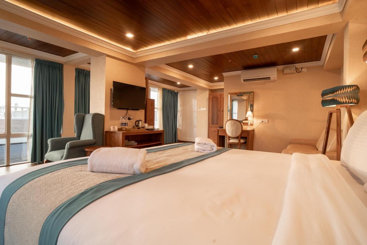 State Beach Resort And Spa 坎努尔 外观 照片