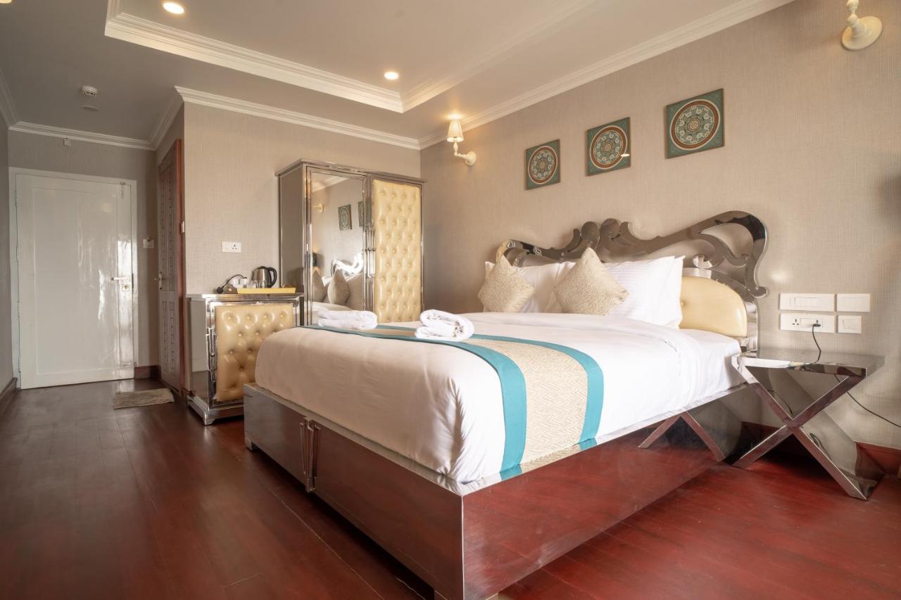 State Beach Resort And Spa 坎努尔 外观 照片