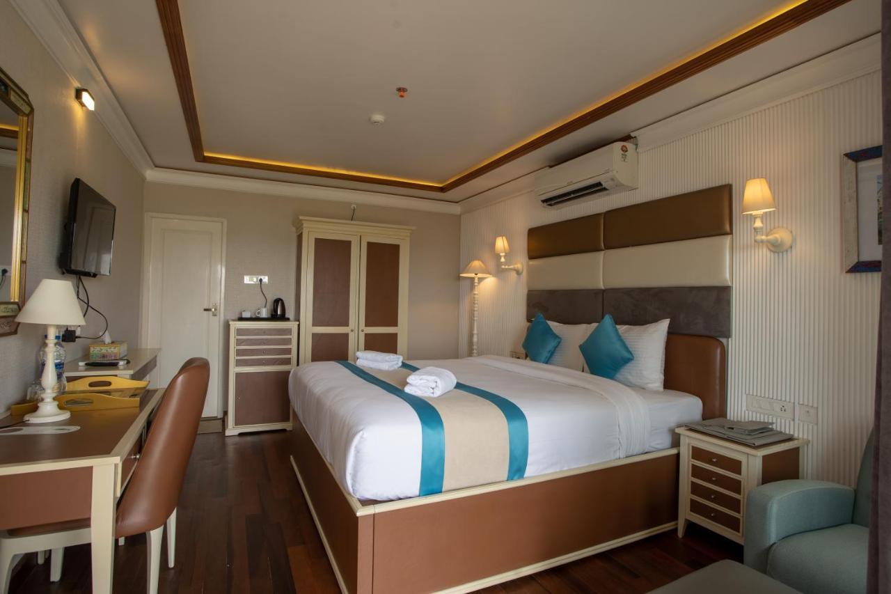 State Beach Resort And Spa 坎努尔 外观 照片