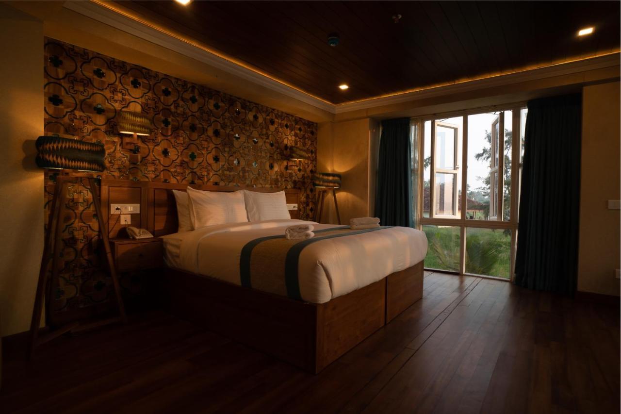 State Beach Resort And Spa 坎努尔 外观 照片